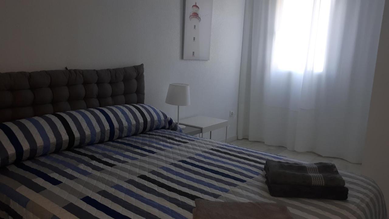 Apartment In Costa Del Sol With Large Terrace For 9 People Rincon de la Victoria Exterior photo