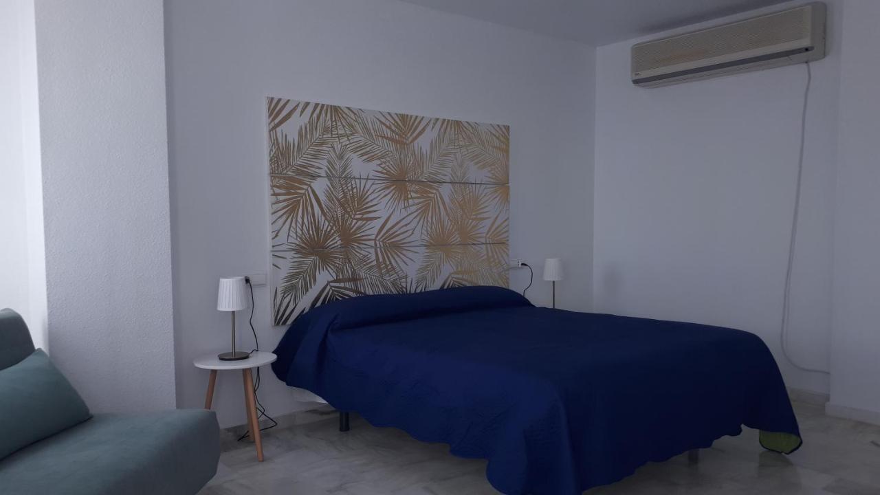 Apartment In Costa Del Sol With Large Terrace For 9 People Rincon de la Victoria Exterior photo